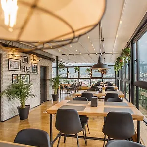 מלון Timber Boutique, טביליסי